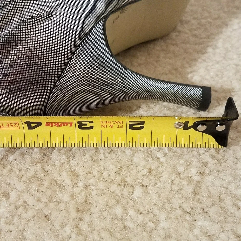 Caparros worn once